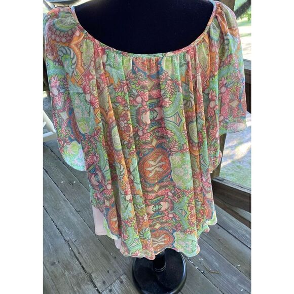 Est. 1946 Batwing Blouse - Picture 2 of 8